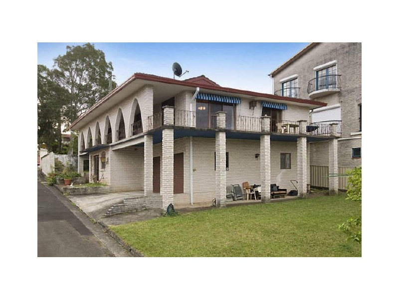 Point Frederick NSW 2250