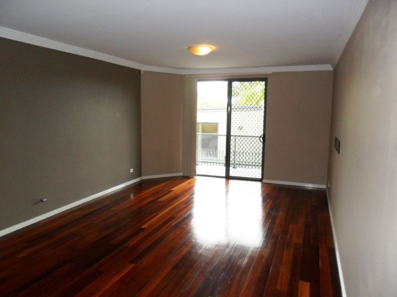 7/187 Albany Street, Point Frederick NSW 2250