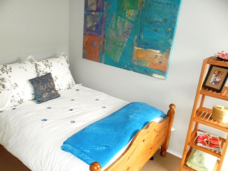 37 Bayline Drive, Point Clare NSW 2250