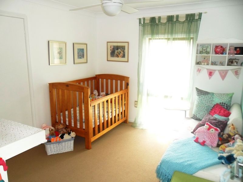 37 Bayline Drive, Point Clare NSW 2250