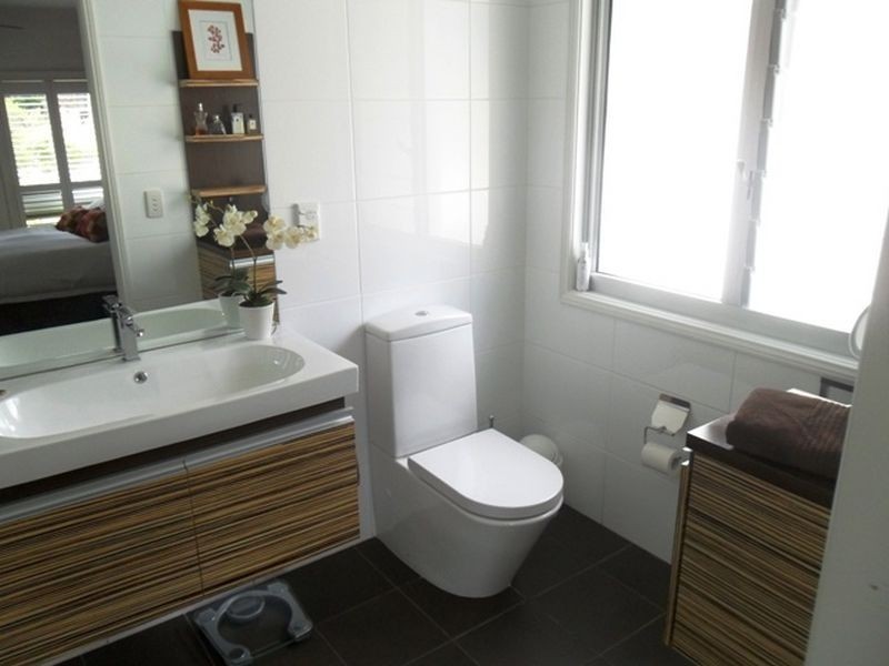 37 Bayline Drive, Point Clare NSW 2250