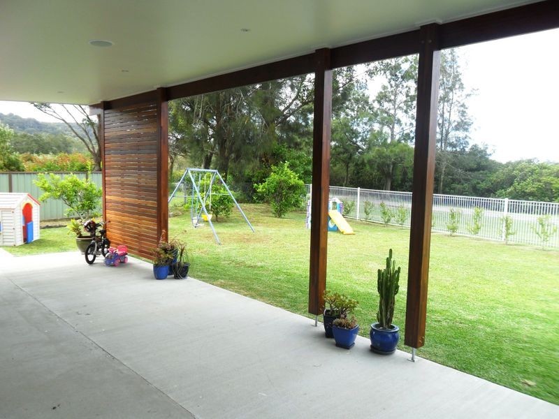 37 Bayline Drive, Point Clare NSW 2250