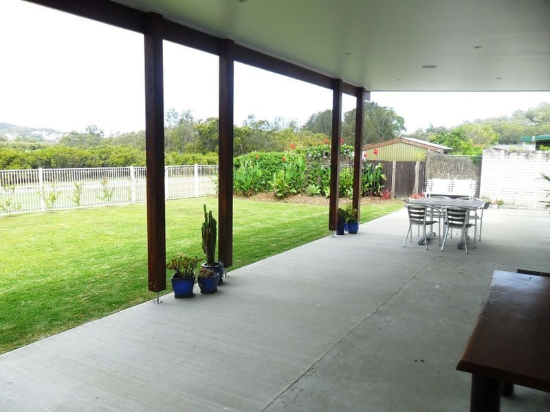 37 Bayline Drive, Point Clare NSW 2250