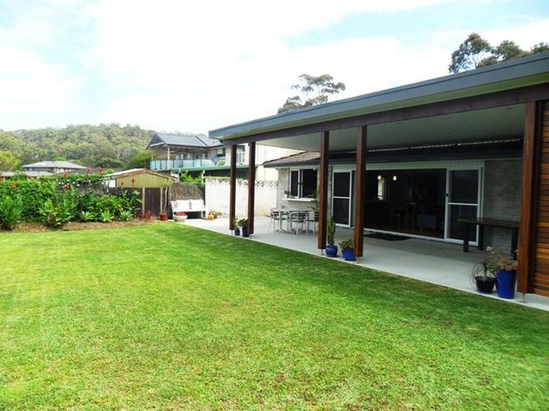 37 Bayline Drive, Point Clare NSW 2250