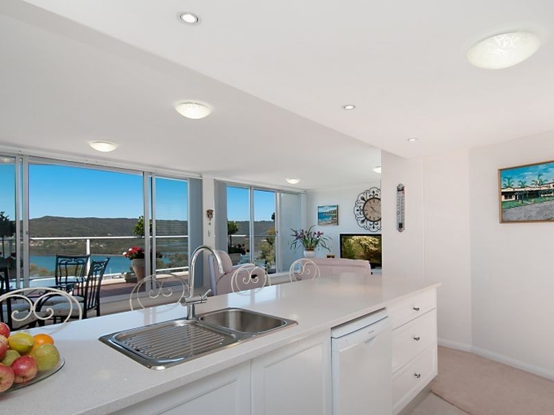 1004/97-99 John Whiteway Drive, Gosford NSW 2250