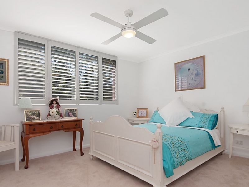 1004/97-99 John Whiteway Drive, Gosford NSW 2250
