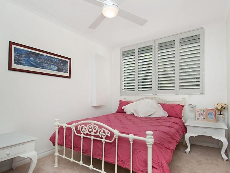 1004/97-99 John Whiteway Drive, Gosford NSW 2250