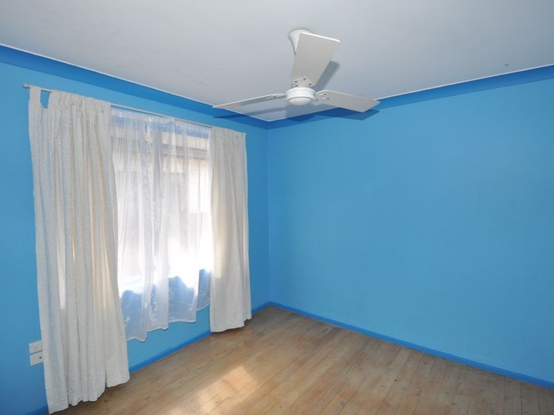 8 Lock Avenue, Springfield NSW 2250