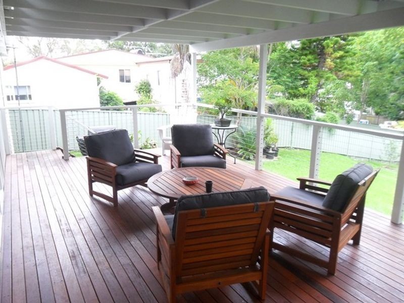 2 Tangerine Avenue, Springfield NSW 2250