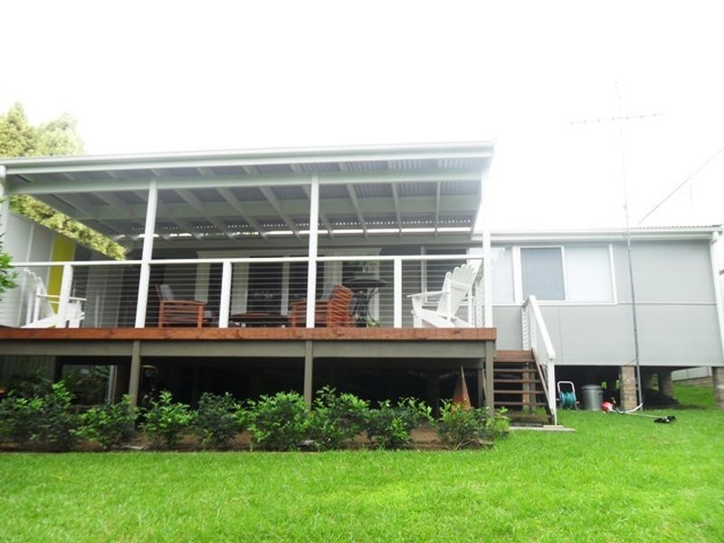 2 Tangerine Avenue, Springfield NSW 2250