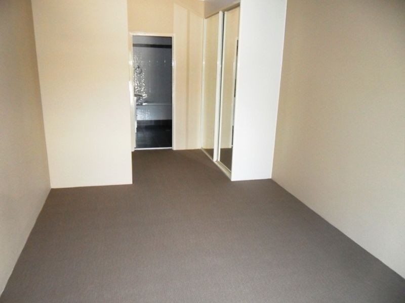 10/61 Donnison Street, Gosford NSW 2250