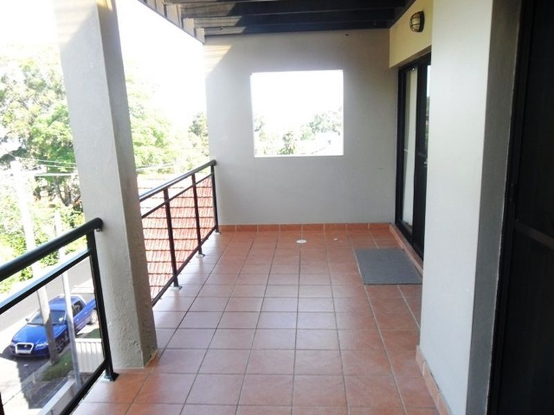 10/61 Donnison Street, Gosford NSW 2250