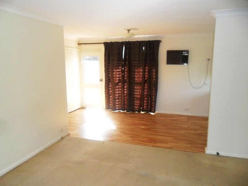 1 Isis Street, Wyoming NSW 2250