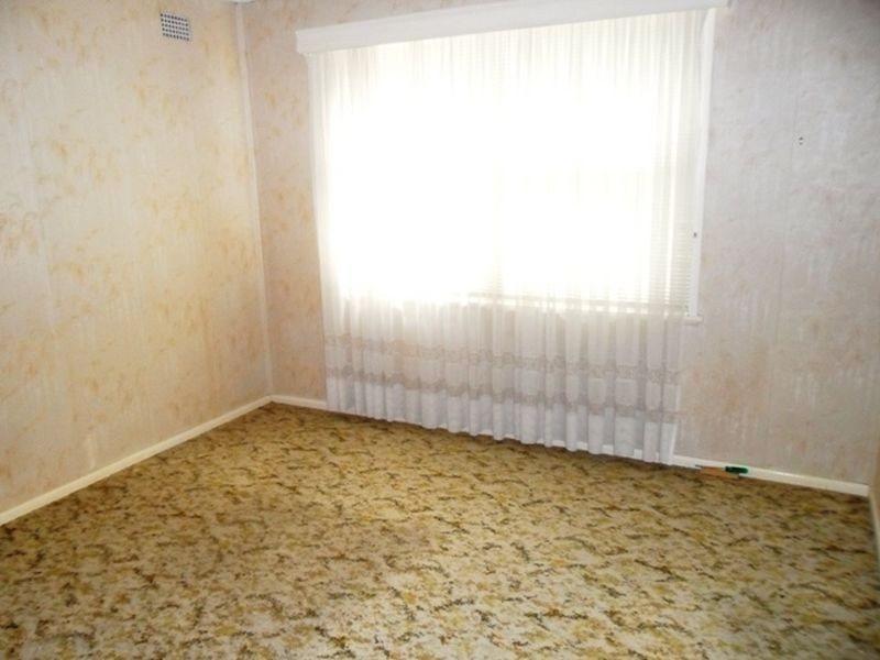 79 Albany Street, Point Frederick NSW 2250