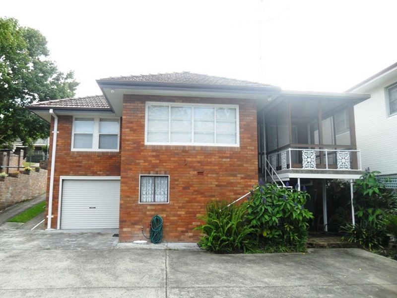 79 Albany Street, Point Frederick NSW 2250