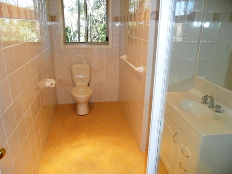 2 Sullens Avenue, East Gosford NSW 2250