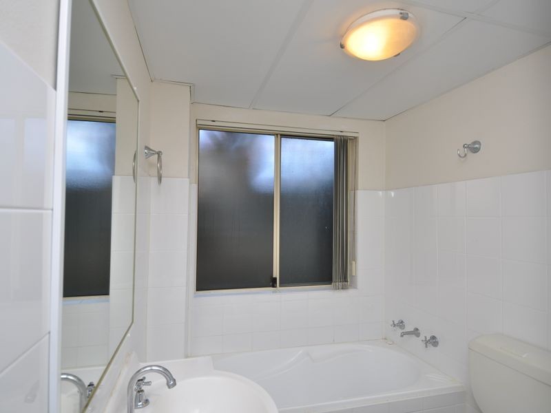 10/35 Central Coast Highway, Gosford NSW 2250