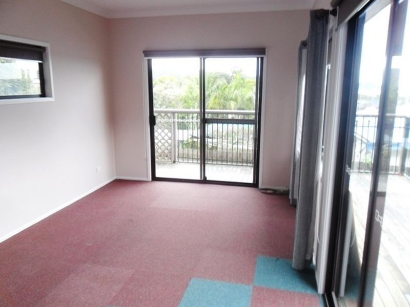 15 Headlam Parade, Springfield NSW 2250