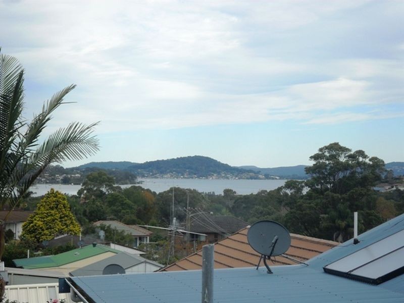 15 Headlam Parade, Springfield NSW 2250