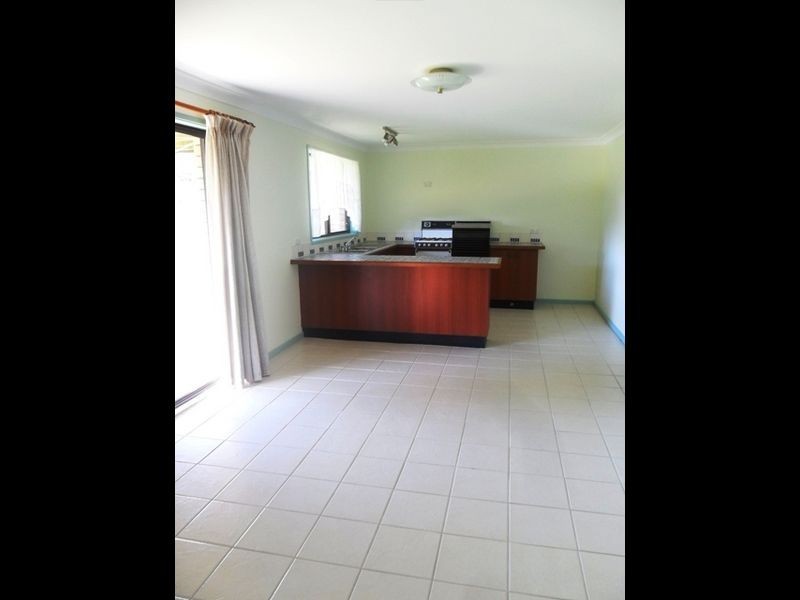 11 Morven Road, Niagara Park NSW 2250