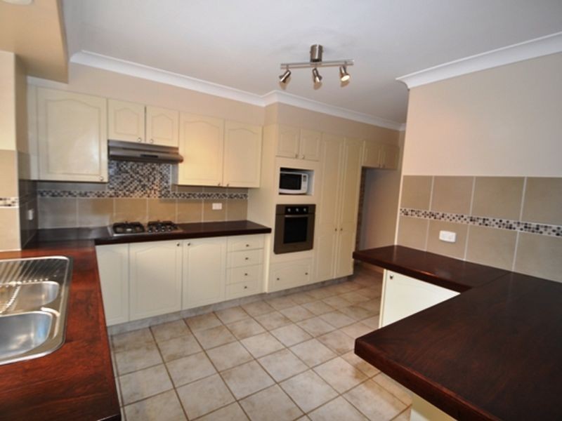 8/15 Koolang Road, Green Point NSW 2251