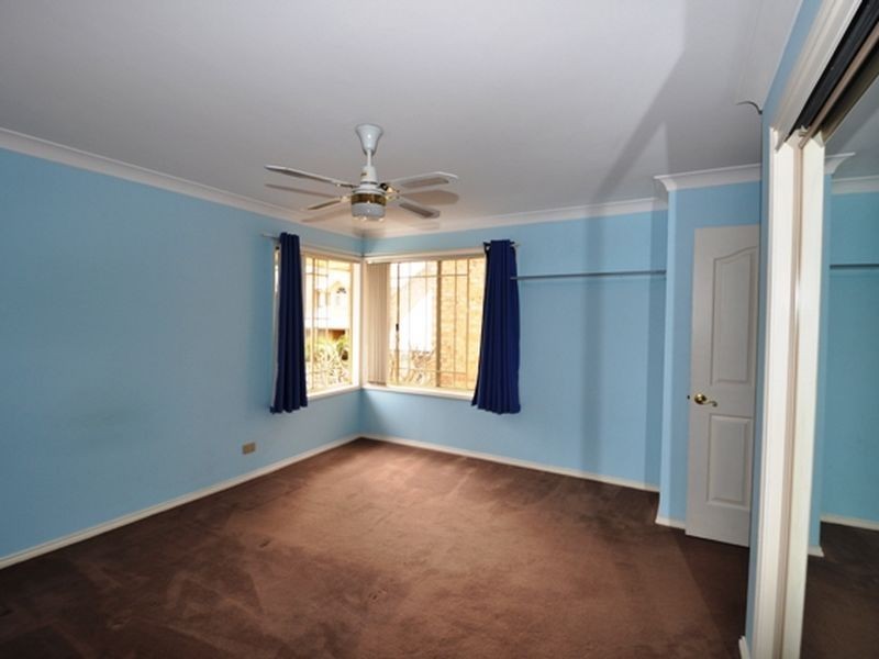 8/15 Koolang Road, Green Point NSW 2251