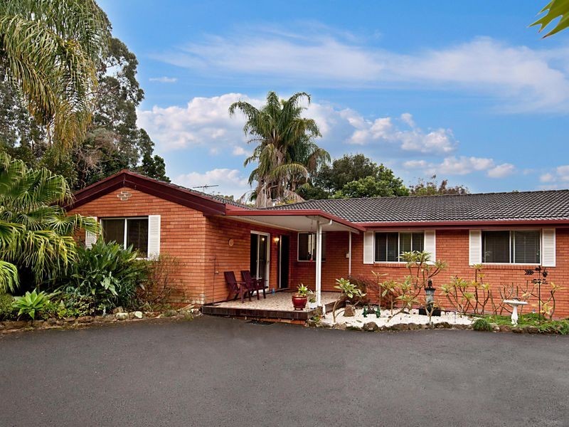 13 Sullens Avenue, East Gosford NSW 2250