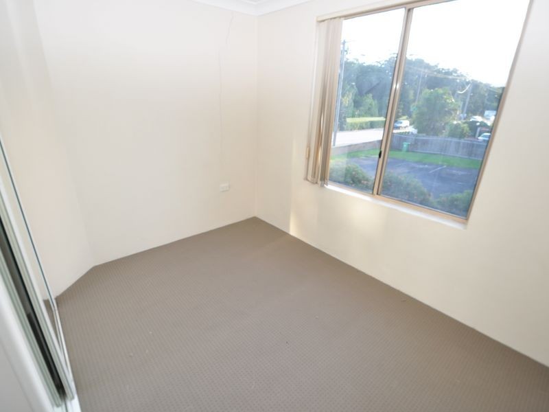 1/31 Central Coast Highway, Gosford NSW 2250