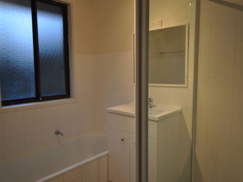 2 June Close, Green Point NSW 2251