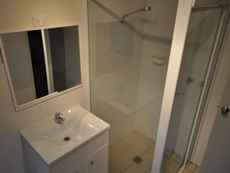 2 June Close, Green Point NSW 2251