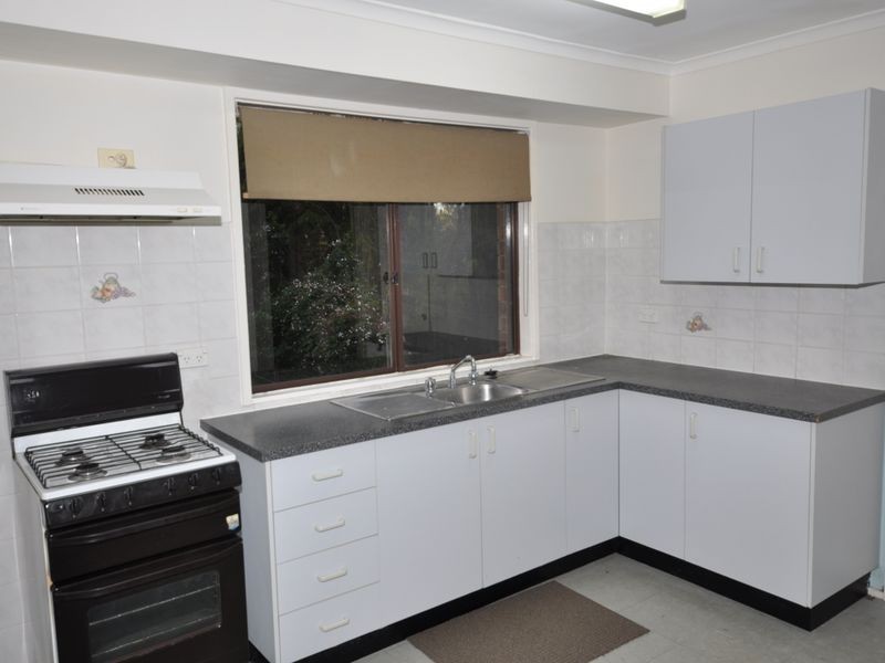 2 June Close, Green Point NSW 2251