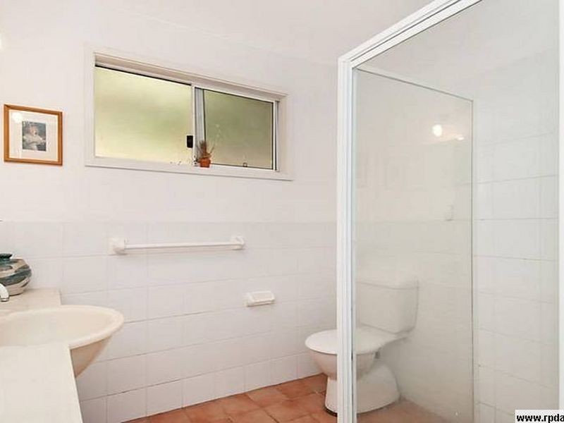 94 Blackbutt Street, Wyoming NSW 2250