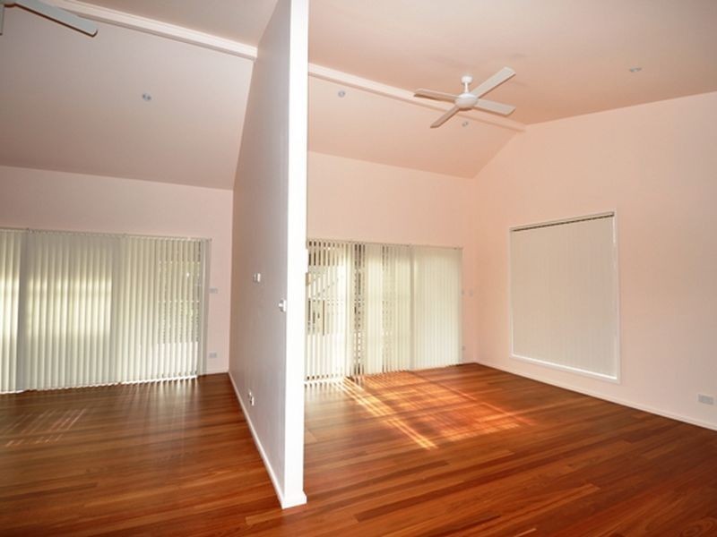 23 Settlers Ridge Close, Lisarow NSW 2250