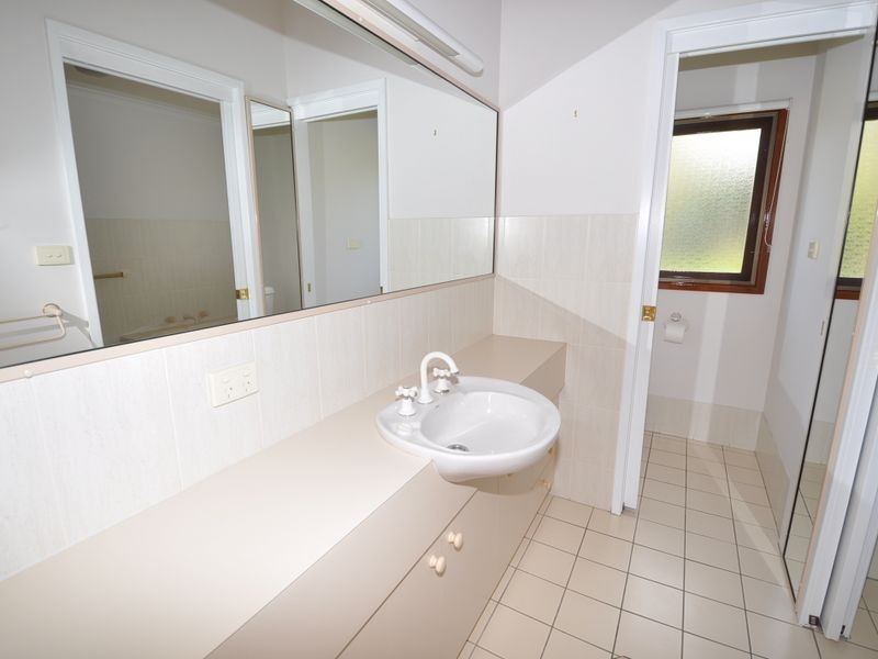 23 Settlers Ridge Close, Lisarow NSW 2250