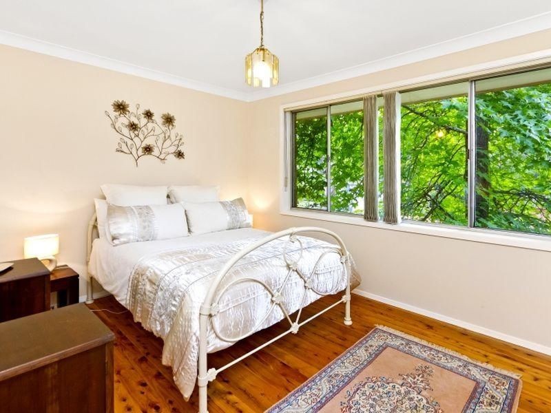1 Bouvardia Street, Niagara Park NSW 2250