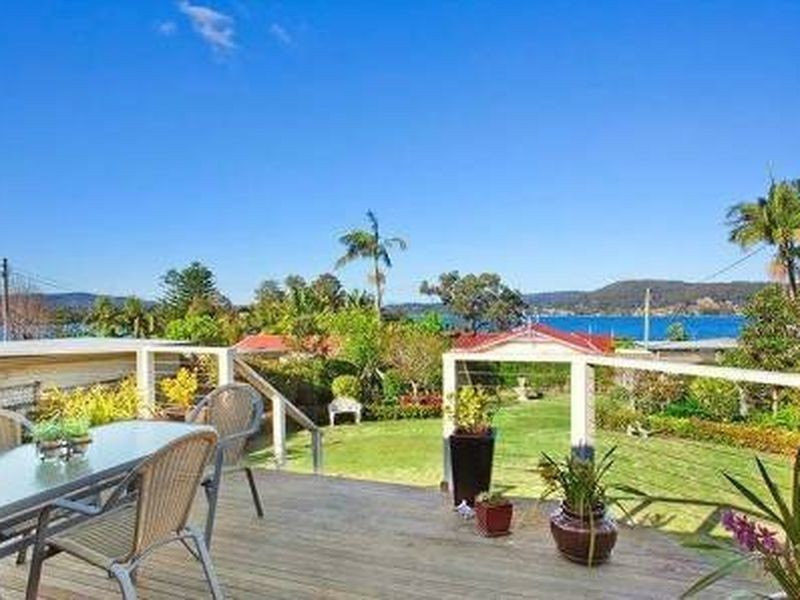 41 Albany Street, Point Frederick NSW 2250