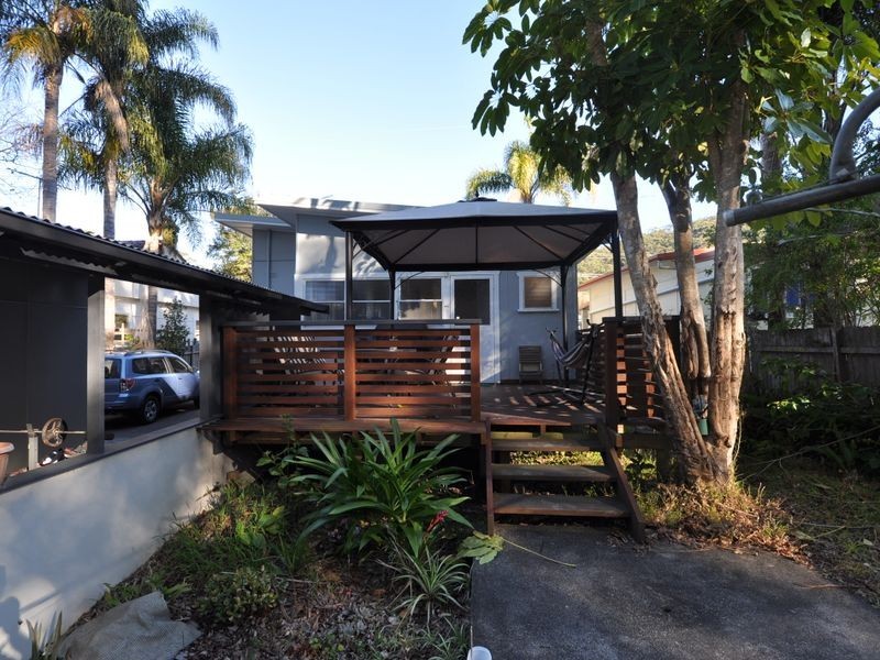 8 Lynette Crescent, East Gosford NSW 2250