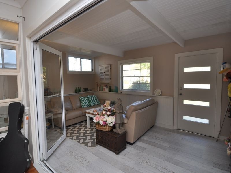 8 Lynette Crescent, East Gosford NSW 2250