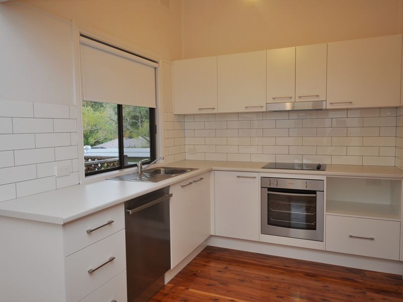 7 Lock Avenue, Springfield NSW 2250