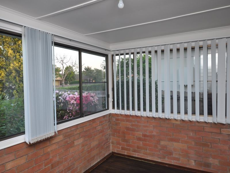 7 Lock Avenue, Springfield NSW 2250