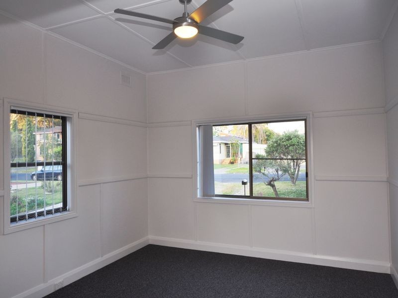 7 Lock Avenue, Springfield NSW 2250