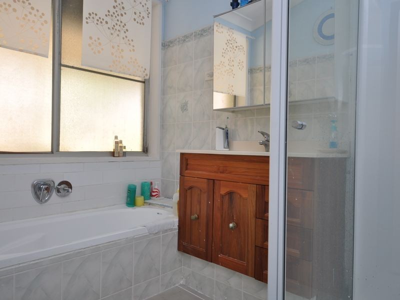 1 Adam Street, Narara NSW 2250