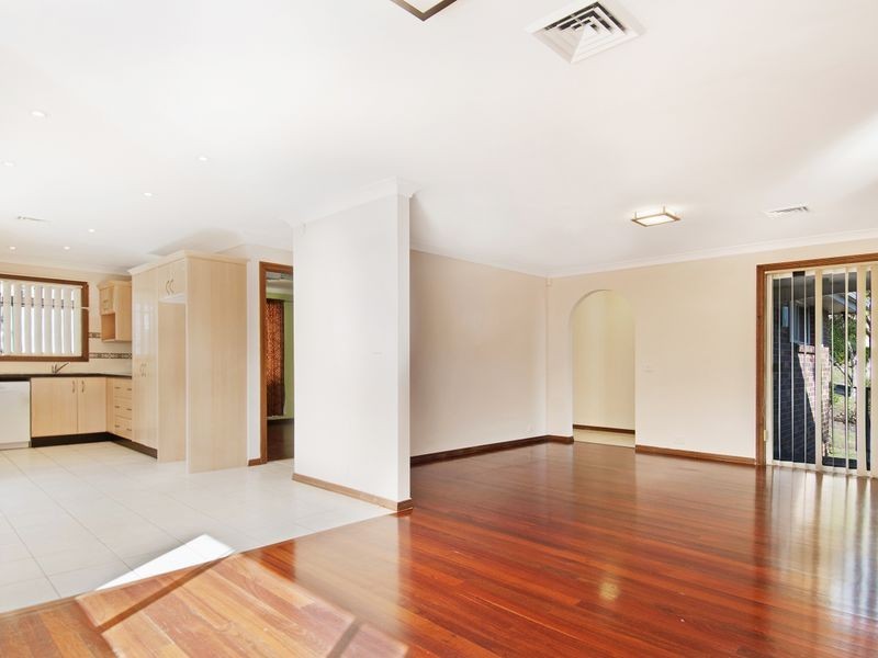 7 Jarrett Street, North Gosford NSW 2250