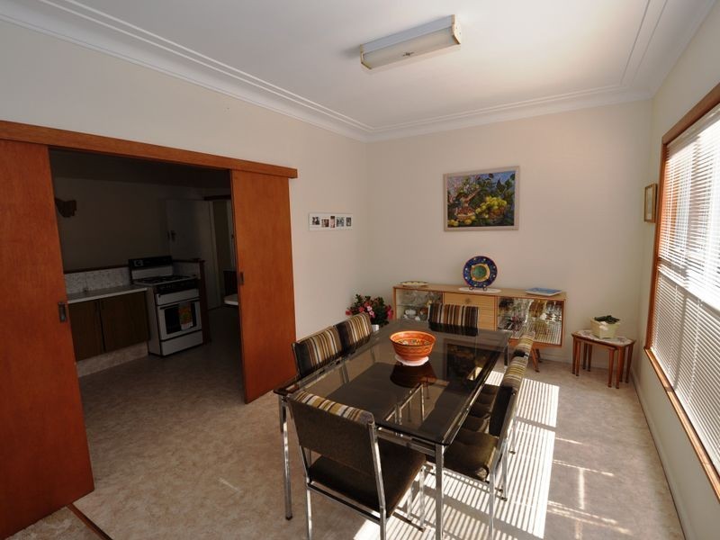 54 Albany Street, Point Frederick NSW 2250