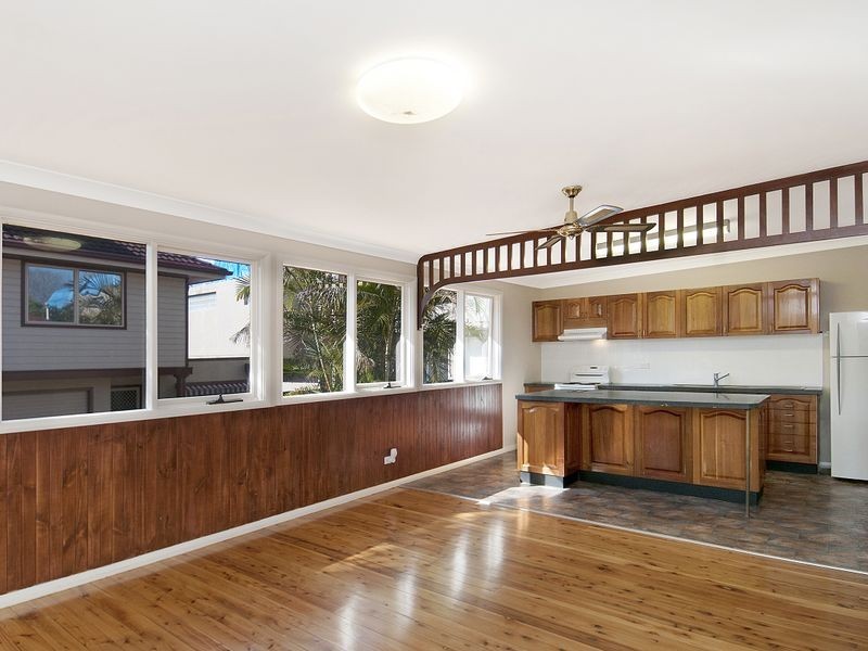 191 Albany Street, Point Frederick NSW 2250