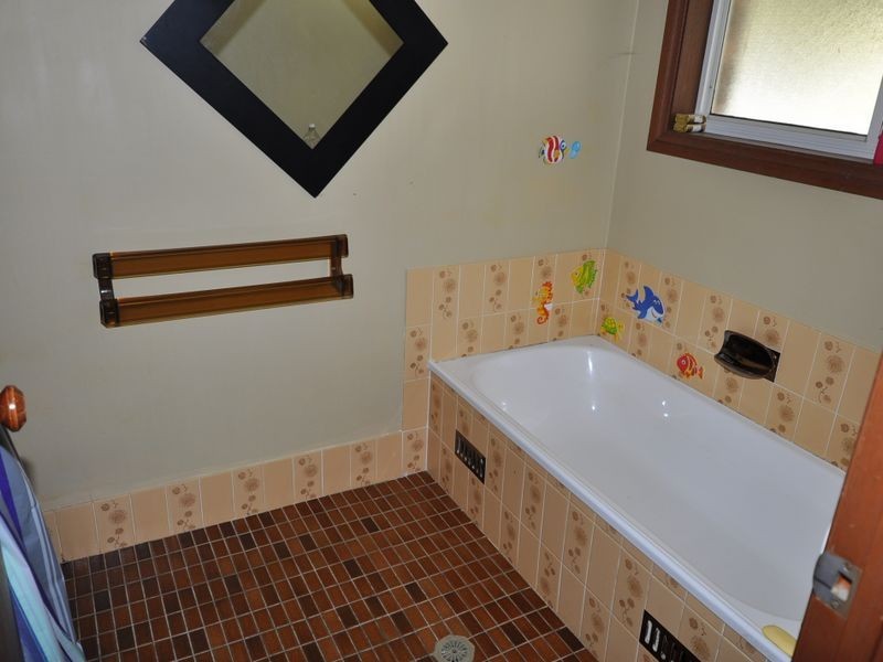 25 Gregory Street, Wyoming NSW 2250