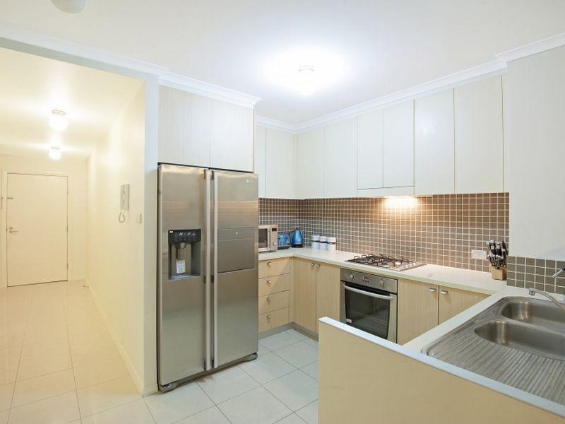 341/80 John Whiteway Drive, Gosford NSW 2250