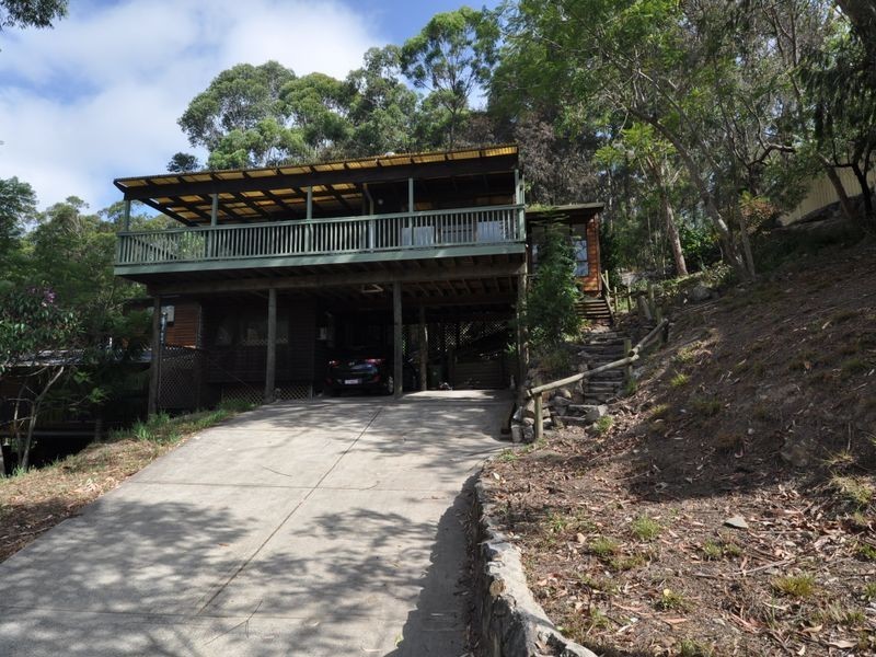 13 Tottenham Place, North Gosford NSW 2250