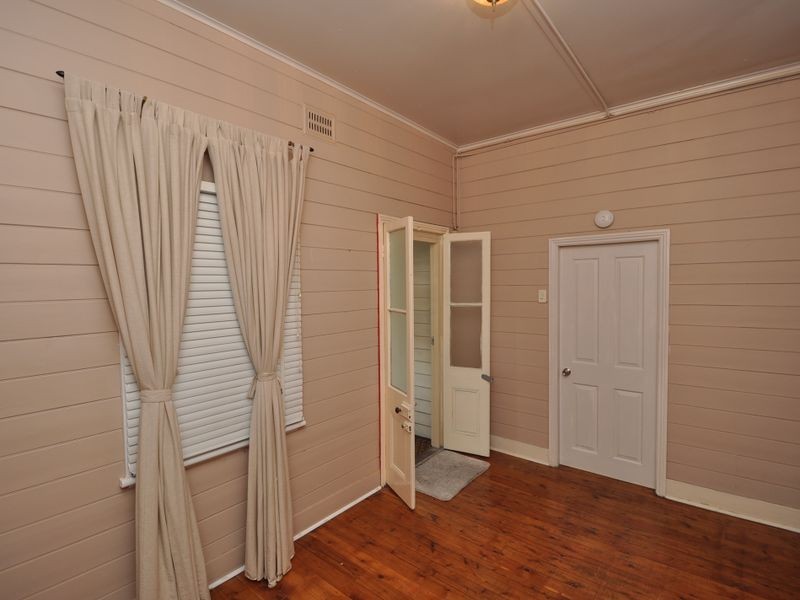 279 Mann Street, Gosford NSW 2250