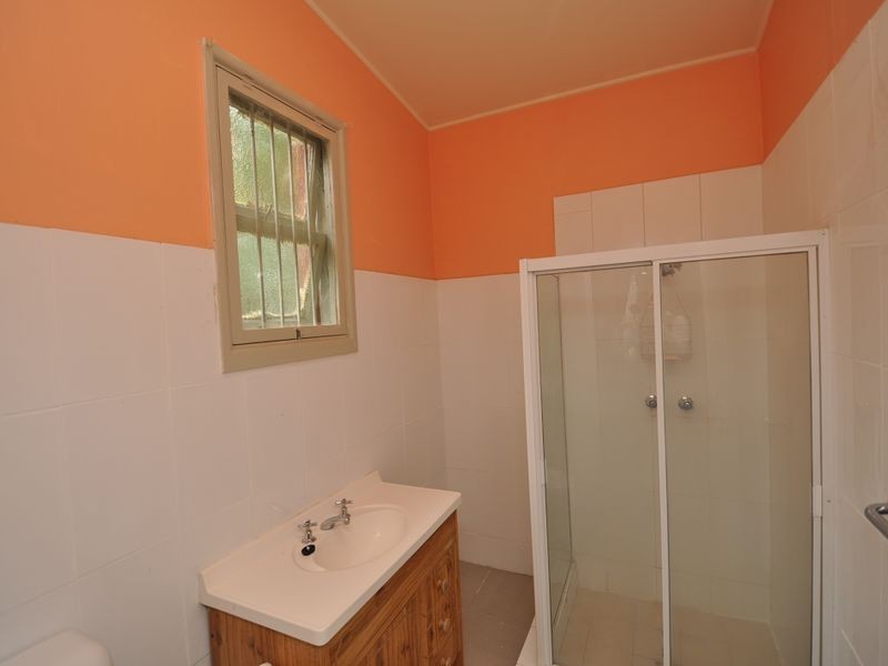 279 Mann Street, Gosford NSW 2250